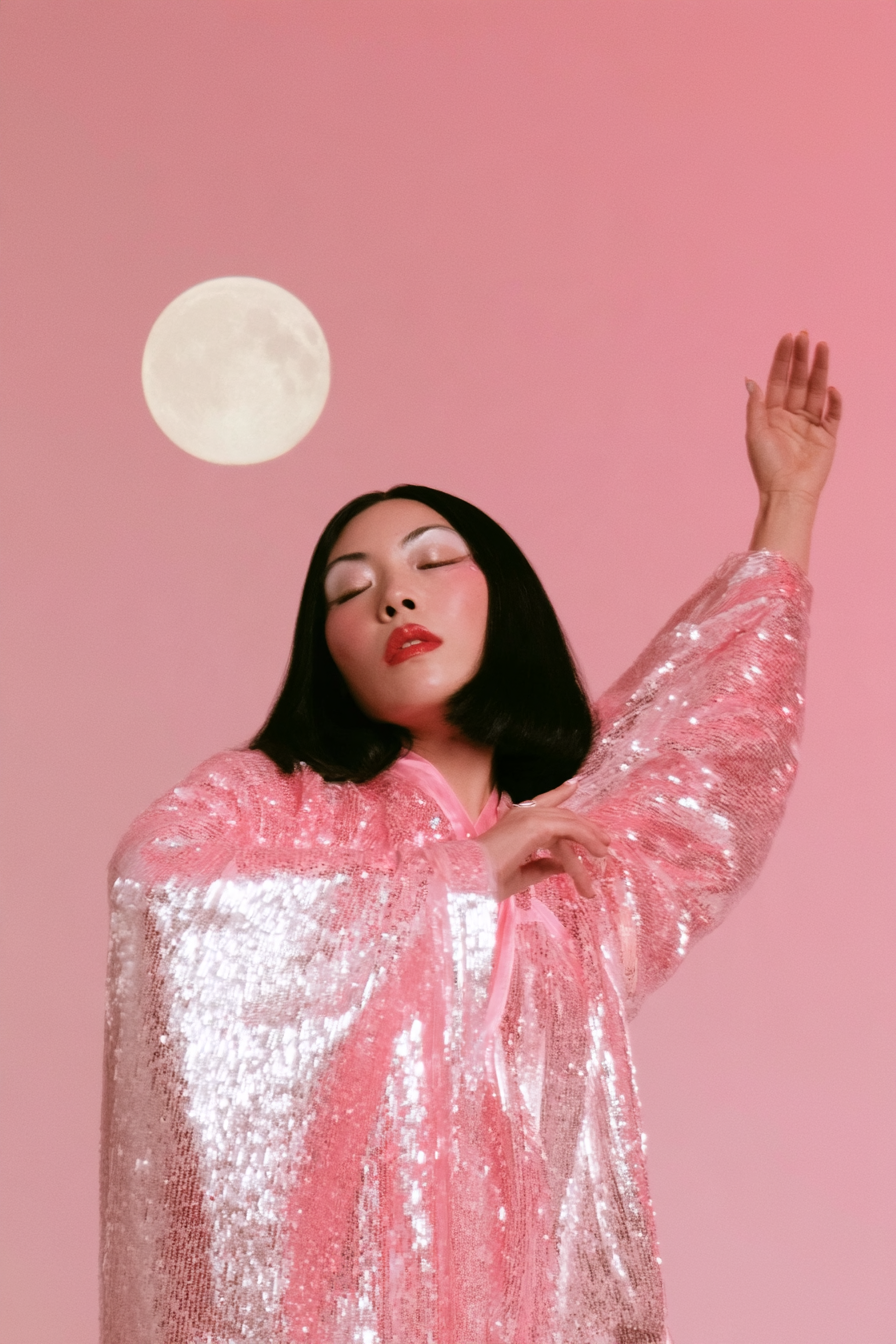 Danse au clair de lune d’une déesse chinoise éthérée