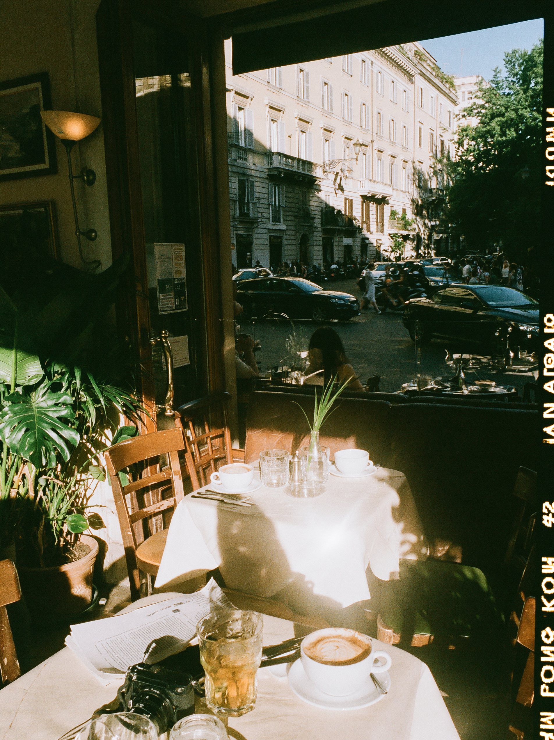Cozy Café Photography
